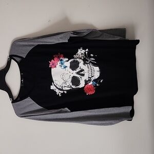 3/4 sleeve skull baseball tee sz 2x